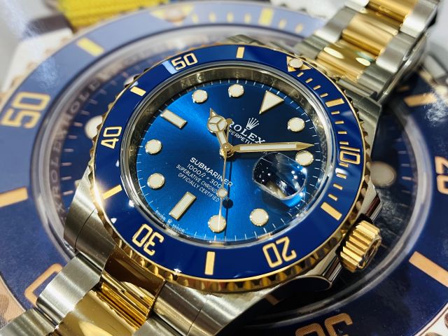 存在感を放つコンビネーションモデル　Ref.126613LB　大阪　梅田