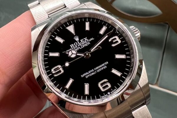 オススメ！高年式の中古品入荷！　Ref.124270