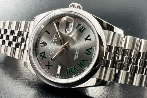 シンプルとゴージャスの共演！　Ref.126200　大阪　梅田