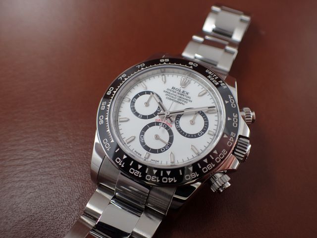 大人気モデルの中古が入荷！！　Ref.126500LN