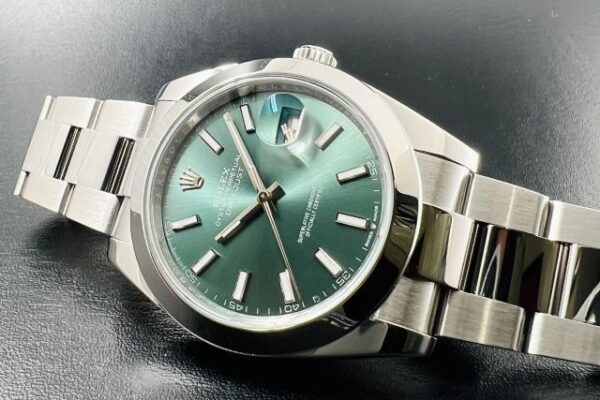 人気カラー！ミントグリーン！　Ref.126300